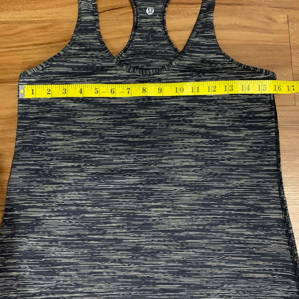 Lululemon Women’s Racerback Tank Top size 10 - Picture 4 of 6